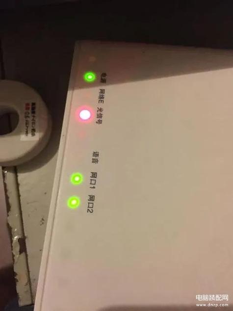 华为路由器亮红灯怎么回事缩略图