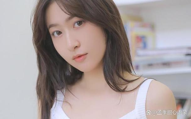 女生说化妆,高情商回复缩略图