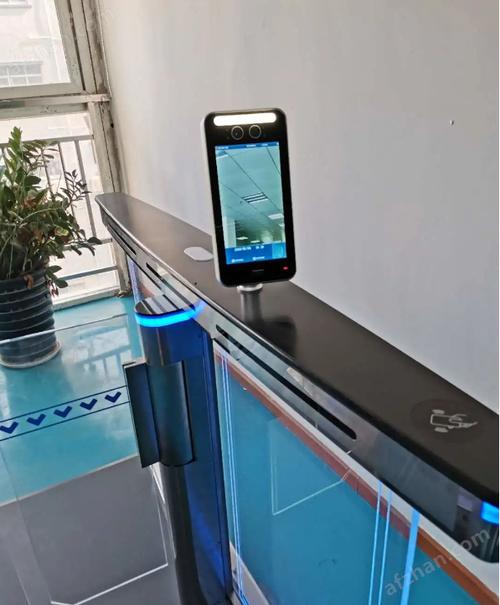海康人脸识别一体机安装游戏截图